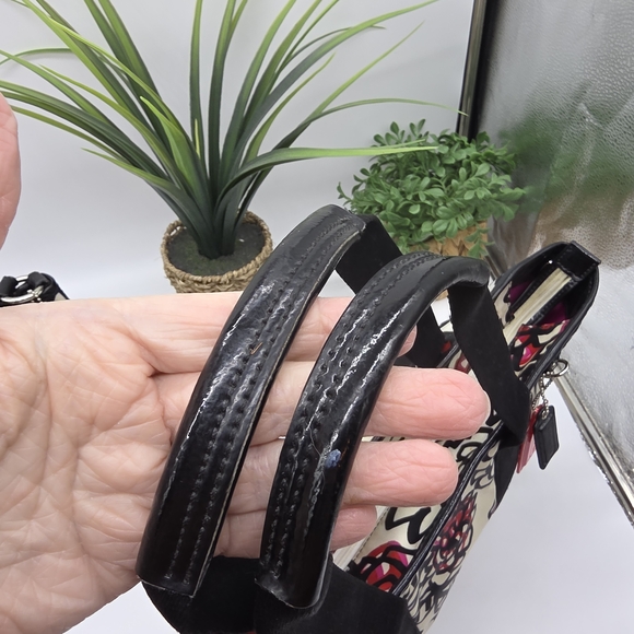 Coach Poppy Graffiti Daisy Kyra Black Red Tote Purse Wallet Wristlet Bag 7 Peice - Picture 16 of 16